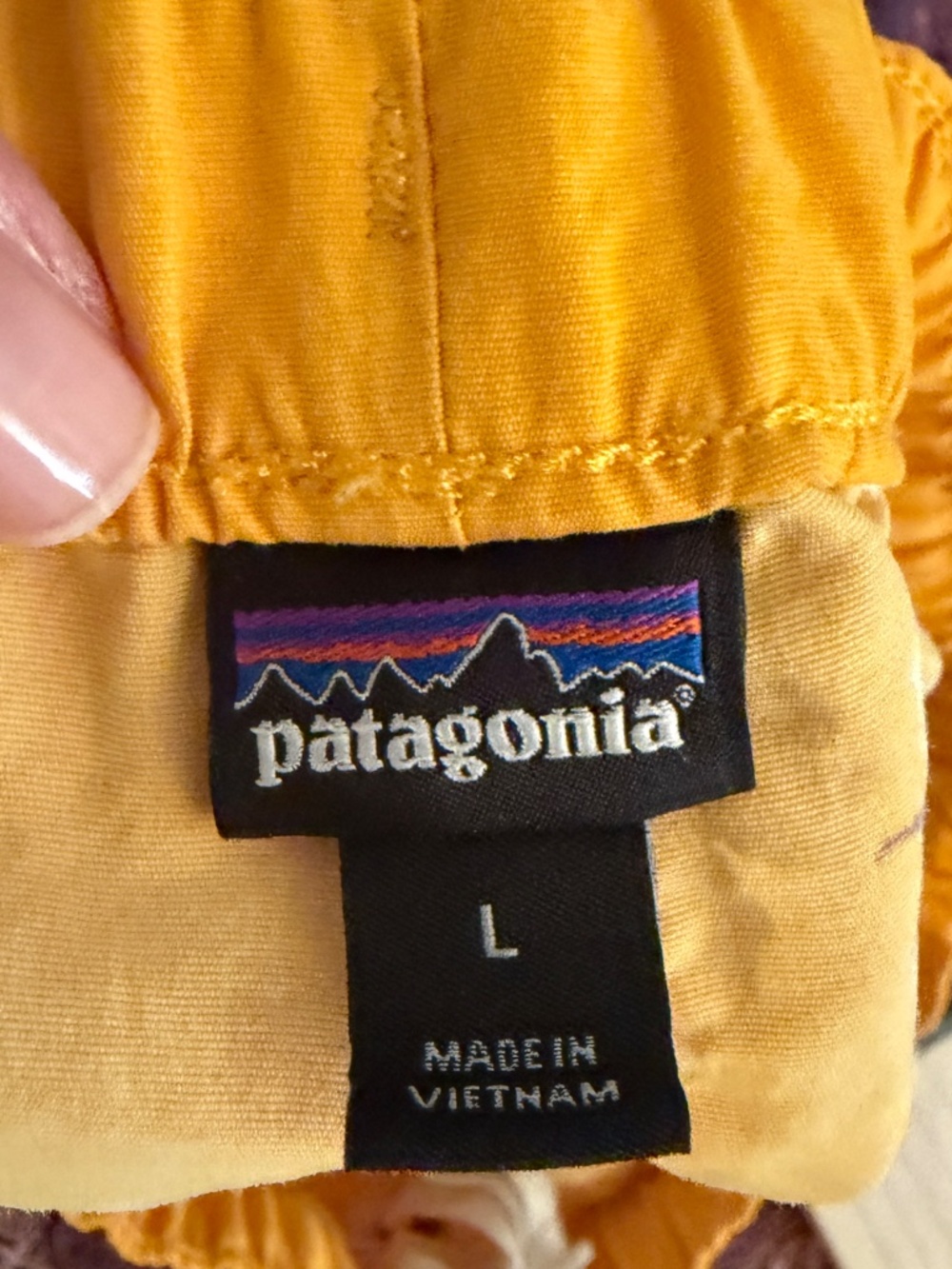 Patagonia Barely Baggies Floral Print Yellow White and Blue Shorts Sz L - Picture 6 of 10